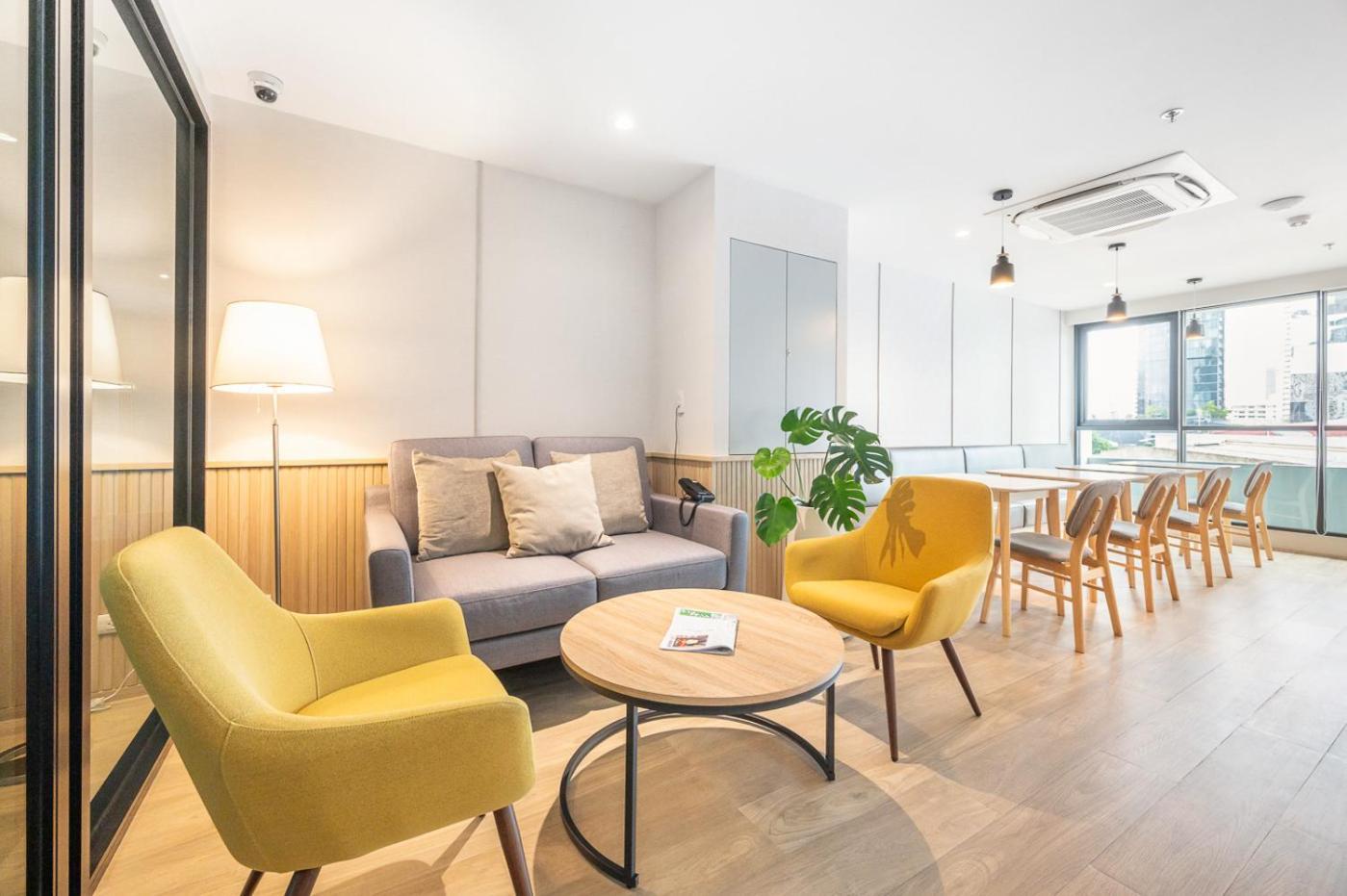 Livezen Sukhumvit Отель 4*